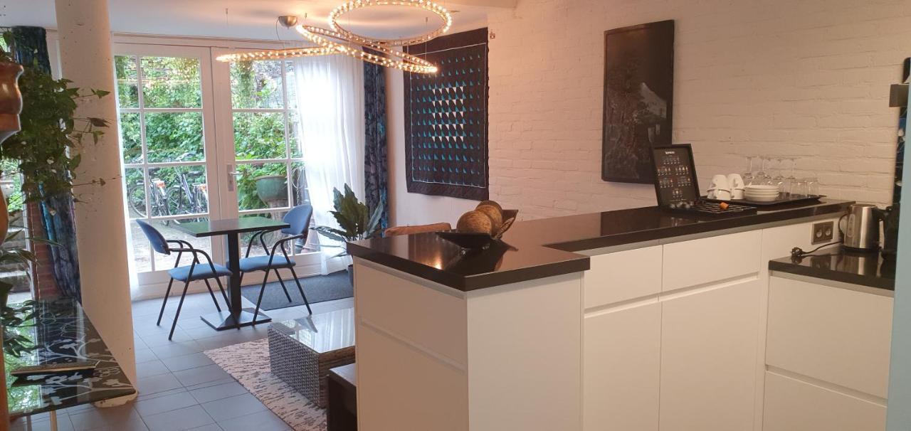 Waar Maas & Waal..... Apartment Woudrichem Bagian luar foto