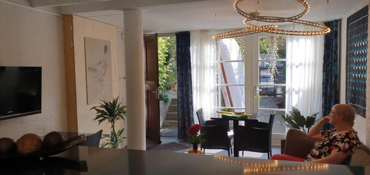 Waar Maas & Waal..... Apartment Woudrichem Bagian luar foto